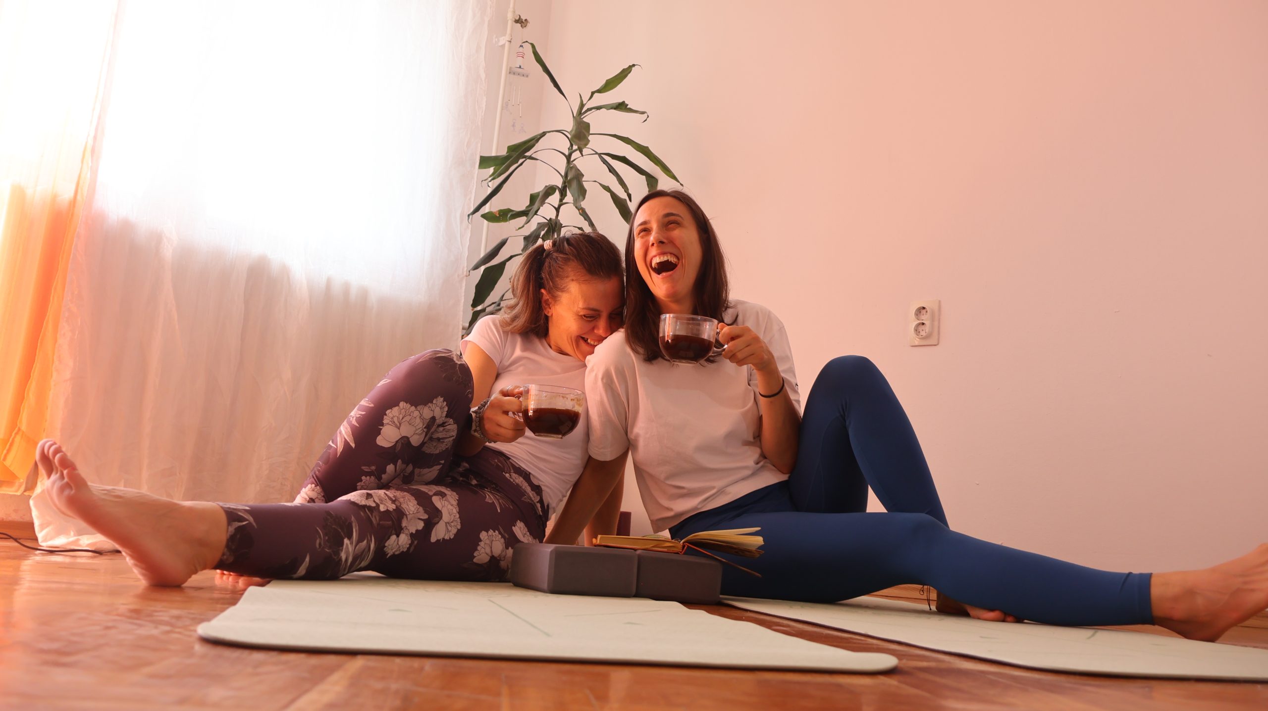 Nas dve i Yoga